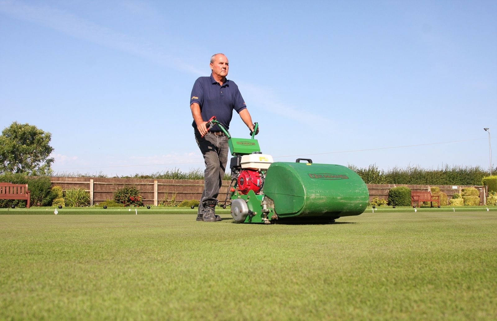 Andy Walker retires from Howardson Group Dennis Mowers.jpg