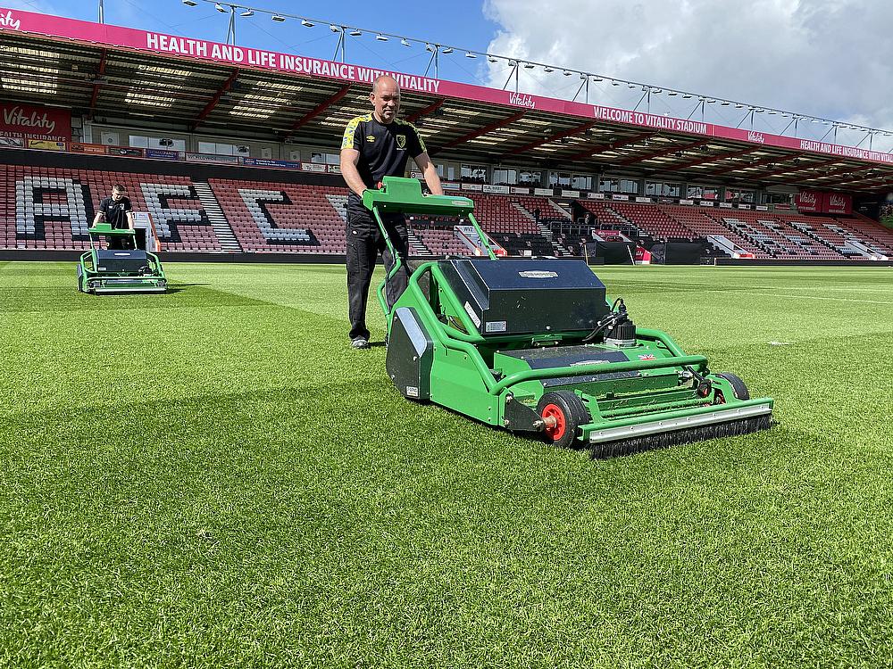 Article - Dennis-ES-34-Rotary-mower-at-AFC-Bournemouth
