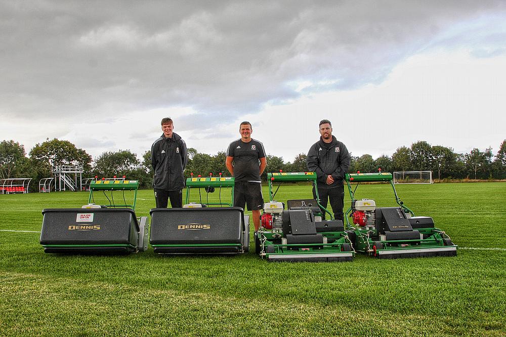 Article - The-'Team'-at-Colliers-Park