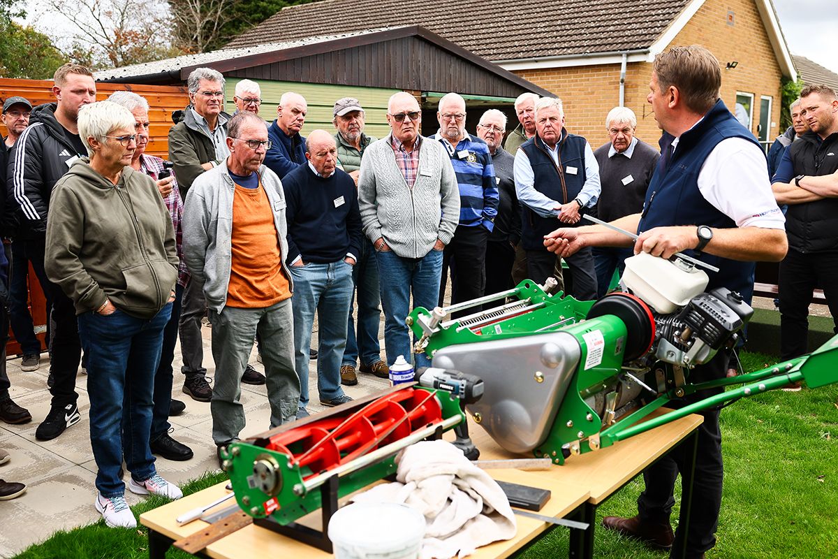 BowlsSeminarLeicester_BlabyBowlingClub_0334 (2).jpg