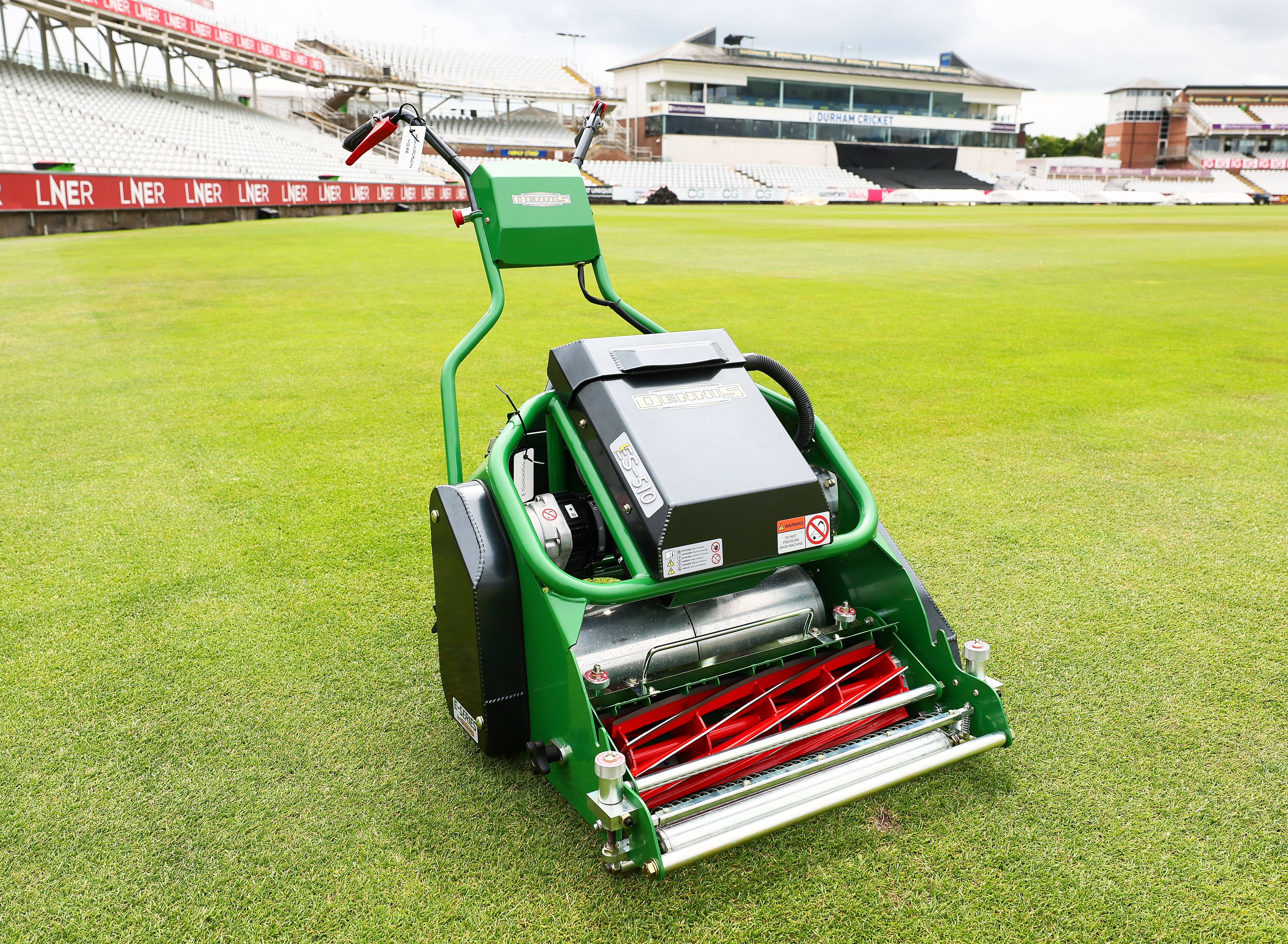 DurhamCricket_DennisMowers_HowardsonHire_035.jpg