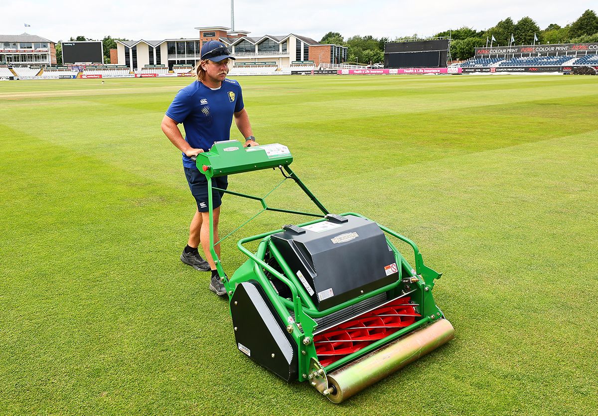 DurhamCricket_DennisMowers_HowardsonHire_075.jpg