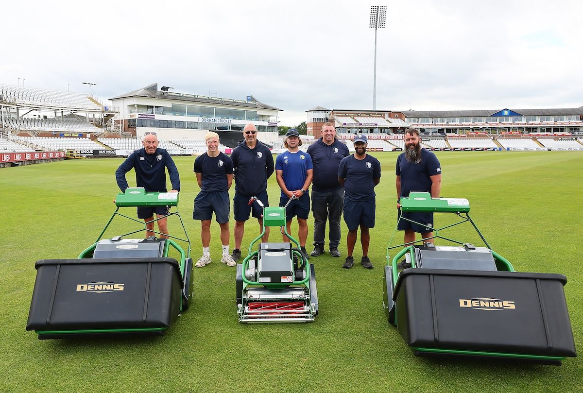 DurhamCricket_DennisMowers_HowardsonHire_2.jpg