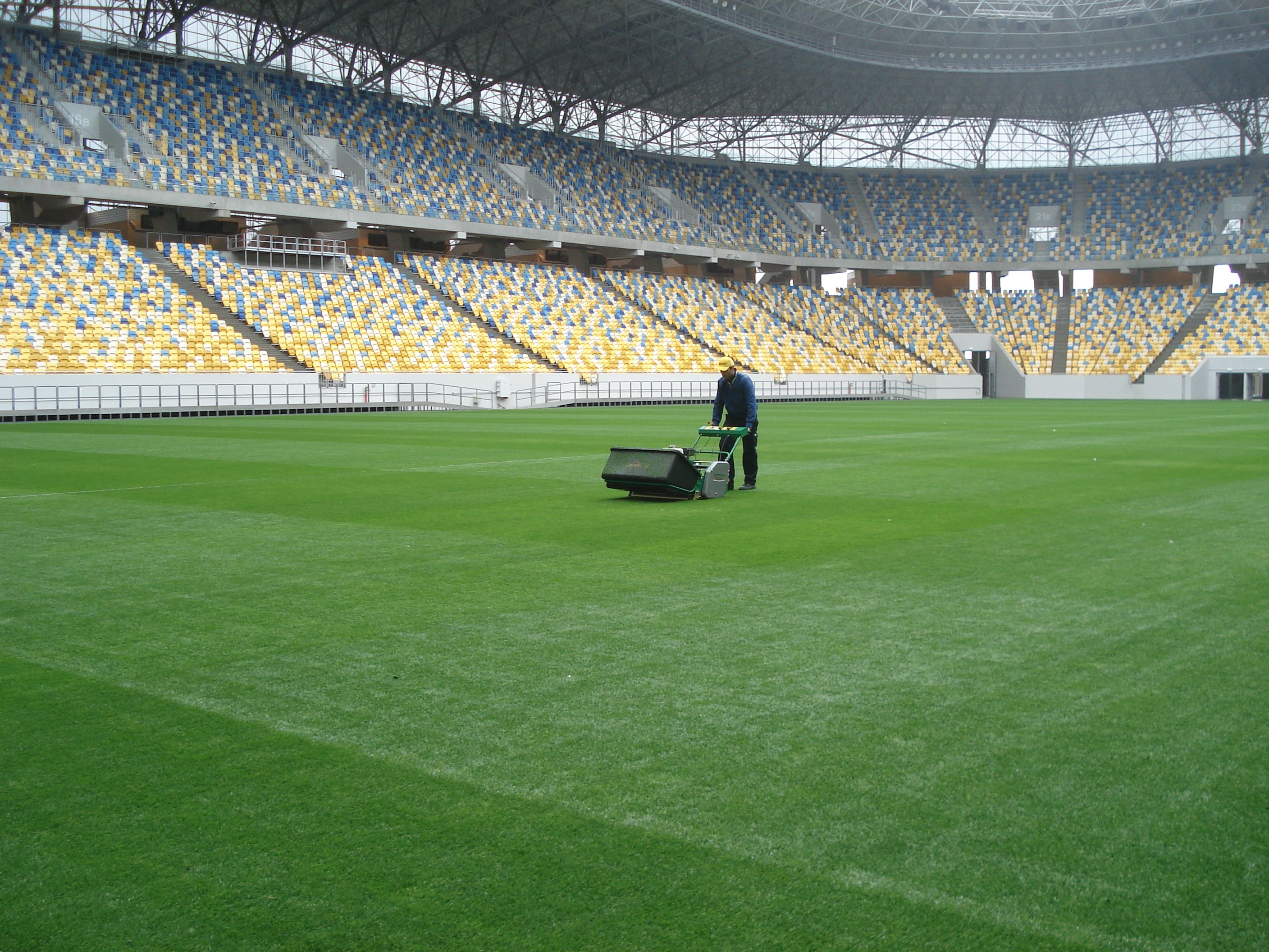 G860 Kiev Stadium.JPG