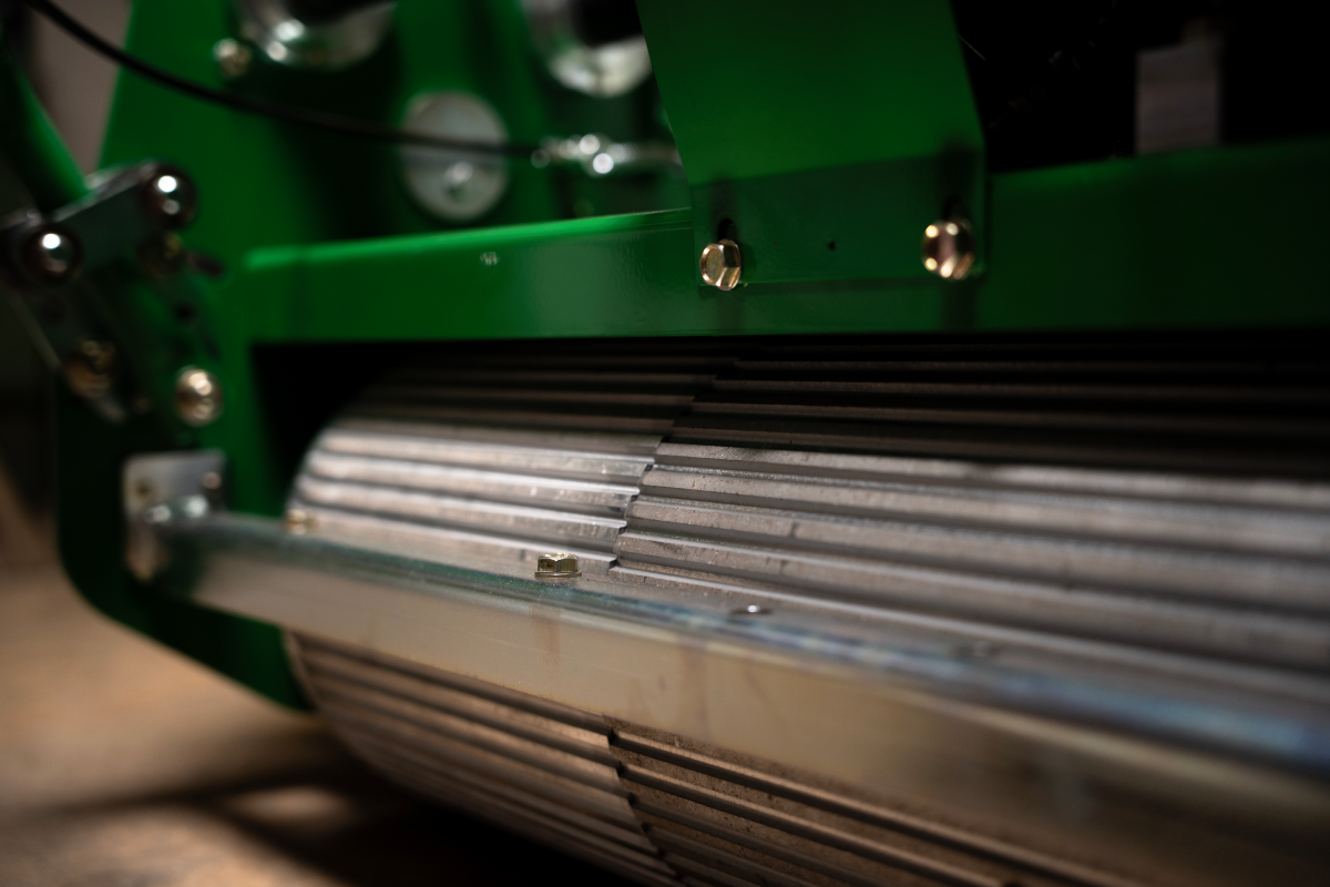 G-Series Ribbed Roller for positive traction.png