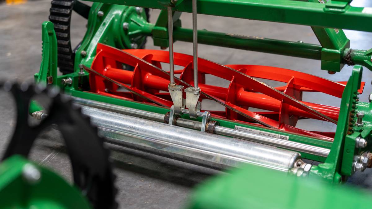 Gang Mower cutting units.jpg