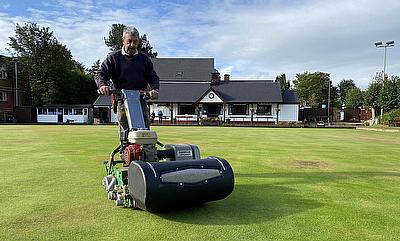 Moving on up with the Dennis Razor Ultra