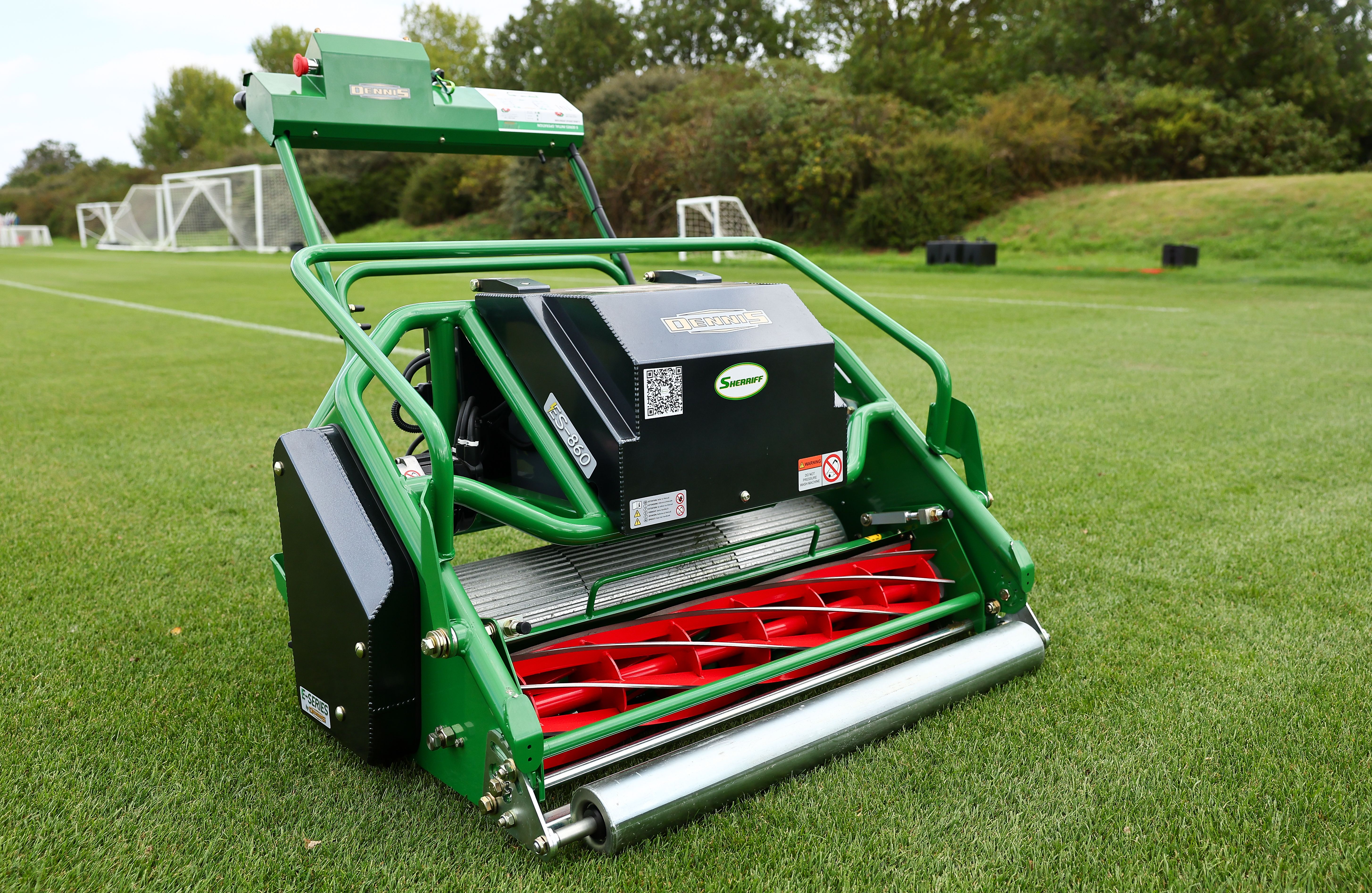 Sunderland FC Training Ground - Dennis ES-860 (2).jpg
