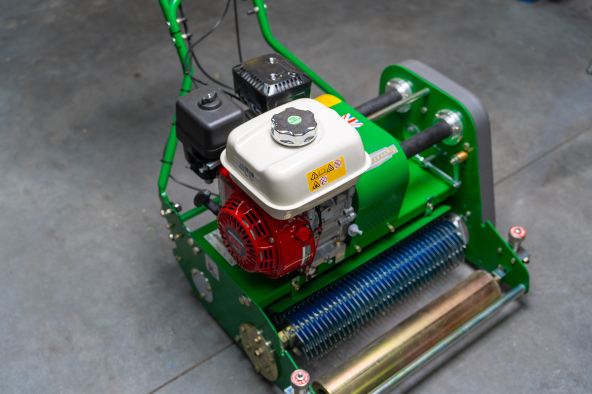 Verticut TT Easy start Honda Engine.png
