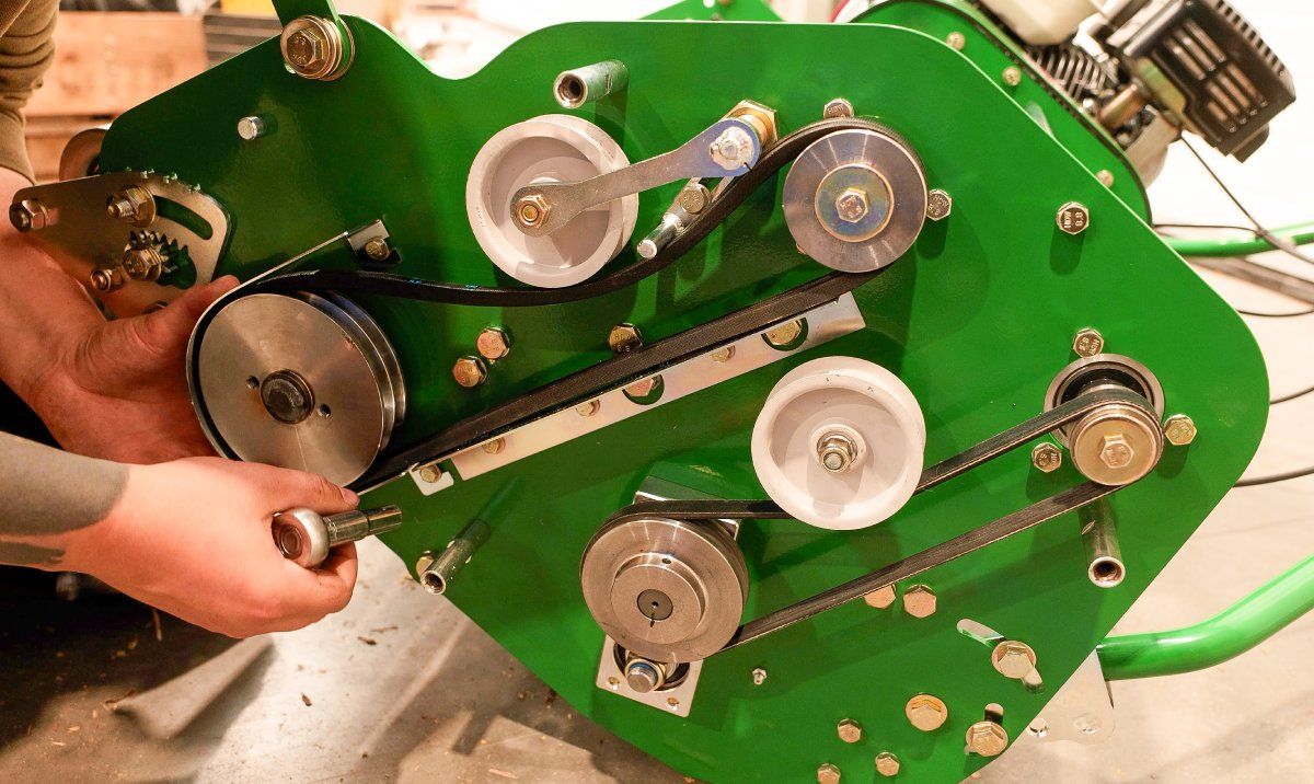 changing a cassette es-760 and es-860.00_03_30_21.Still001.jpg