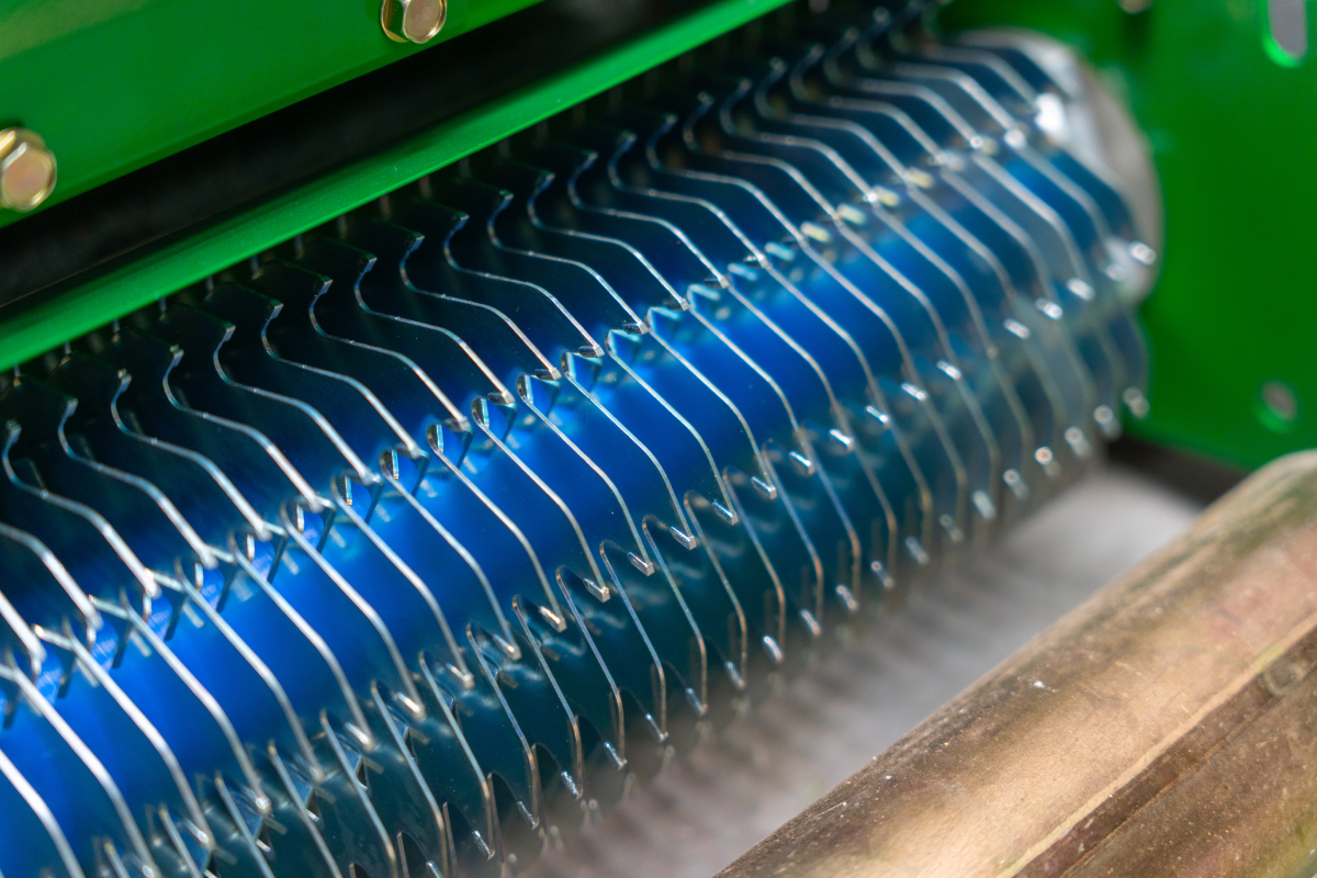 verticut TT - The ultimate verticutter with tungsten tipped blades.png